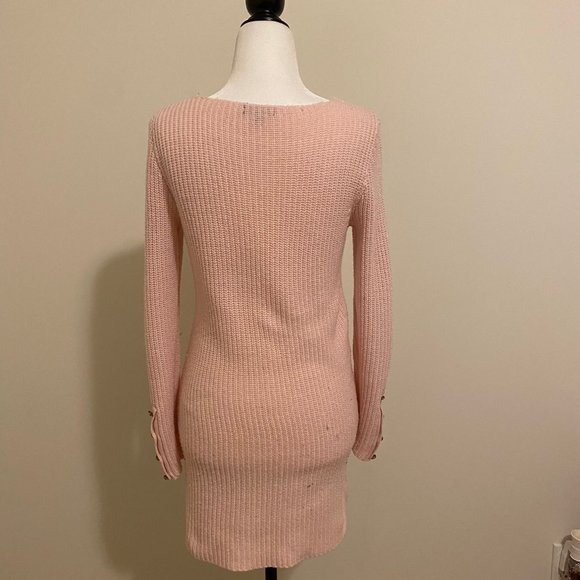 Dynamite Winter Dress - Picture 3 of 7